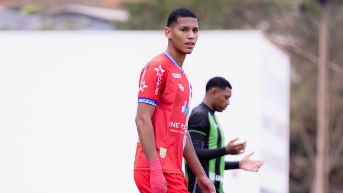Botafogo contrata William Lopes por empréstimo e garante opção de compra