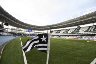 Botafogo sela acordos com MLS e Ludogorets e avança na RJ
