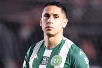 Bruno Tubarão retoma treinos e amplia opções da Chapecoense