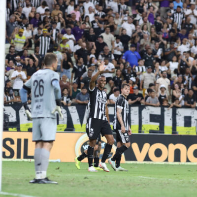 Ceará vence Sport por 2 a 1 e deixa Z4, mas falhas persistem