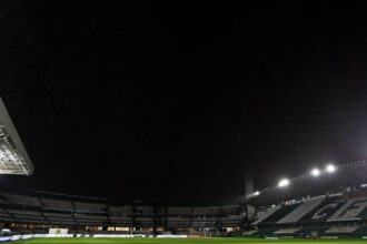 Coritiba e Athletico se enfrentam: veja horários e canais de transmissão