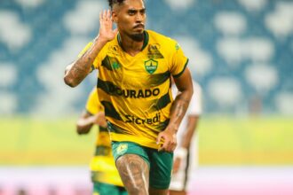 Cuiabá ajusta defesa e goleia Athletic por 3 a 0 na Arena Pantanal