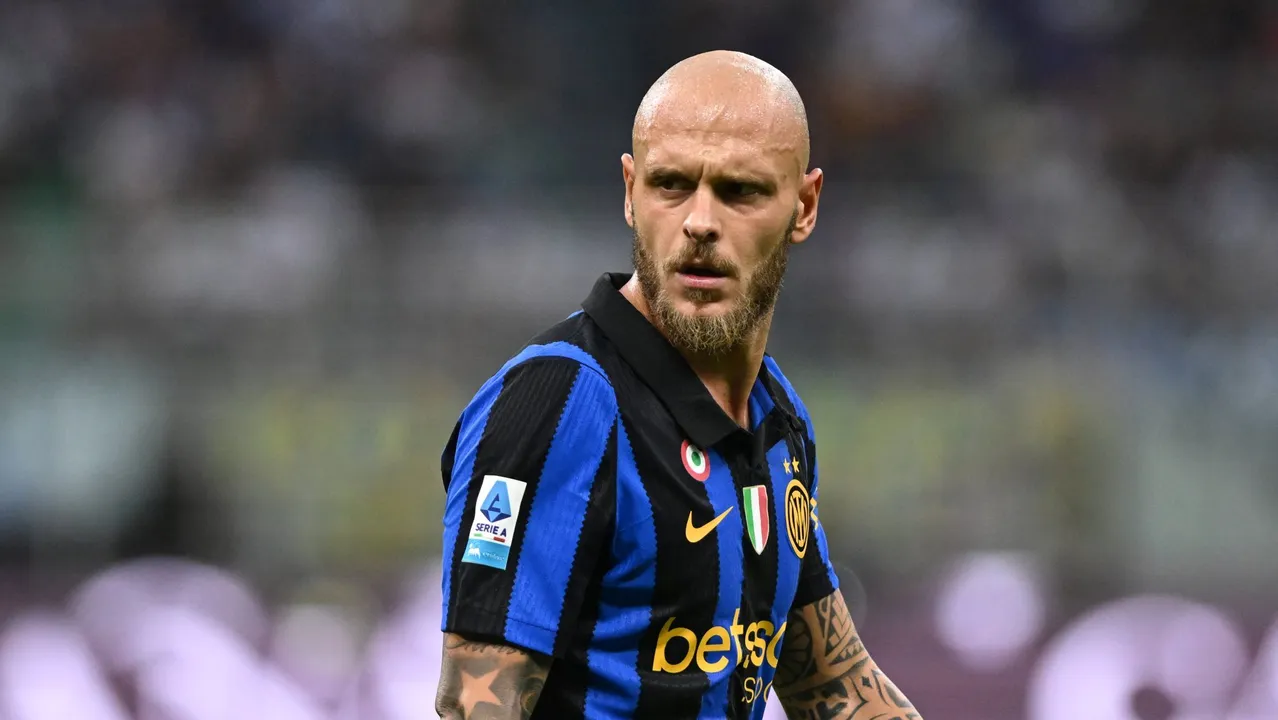 Dimarco pressiona a Inter por renovação e admite frustração