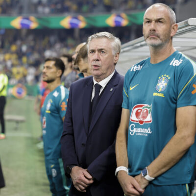 Empate com Austrália expõe falhas e complica plano de Ancelotti
