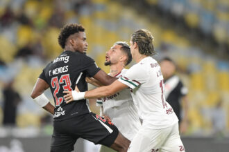 Fluminense busca revanche sobre o Vasco antes das quartas da Libertadores