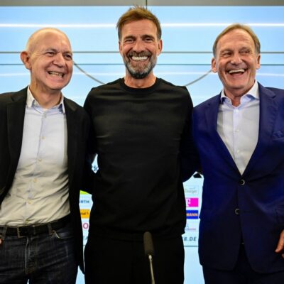 Klopp assume a seleção alemã e remodela o time com comunicação afiada