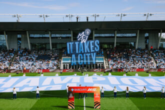 Manchester City lança identidade visual exclusiva para time feminino