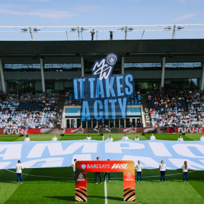 Manchester City lança identidade visual exclusiva para time feminino