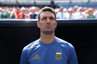 Messi anuncia aposentadoria na seleção; Argentina inicia transição