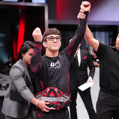 Musumeci vence Bryce Mitchell por decisão mesmo sem ataques nas pernas