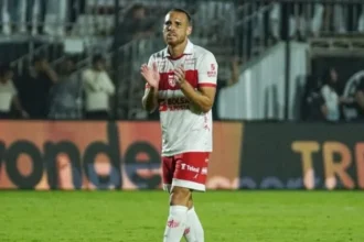 Pedro Castro impulsiona CRB e exige foco rumo à Série A