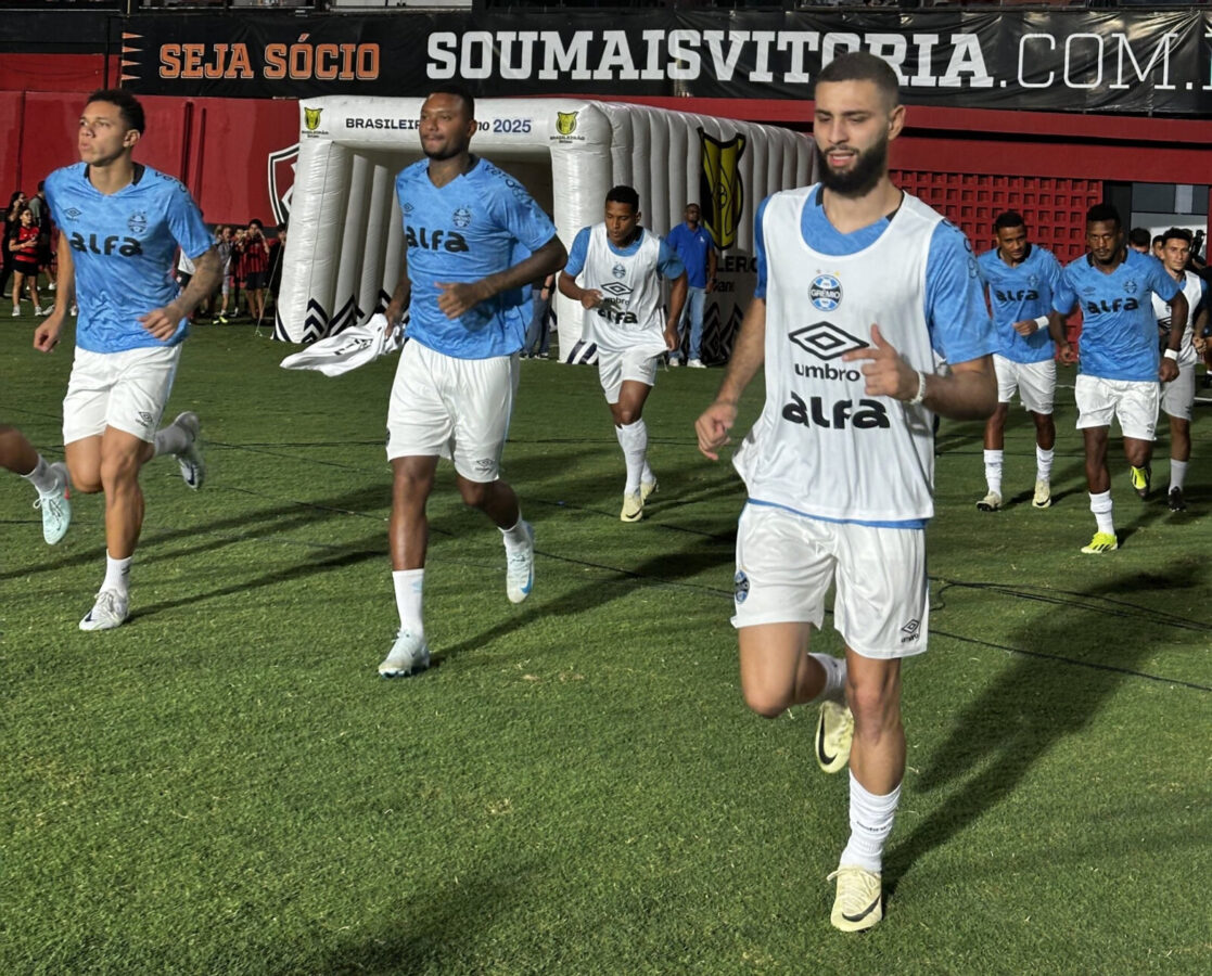 Presidente do Vitória acusa Grêmio de 'calote' e cobra dívida por Wagner