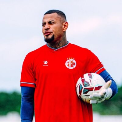 Renan Bragança é emprestado à Inter de Limeira; negociação de Balotelli fracassa