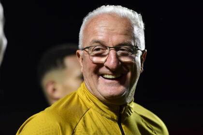 São Paulo vence Atlético-MG por 2 a 0 e reacende confiança de Dorival
