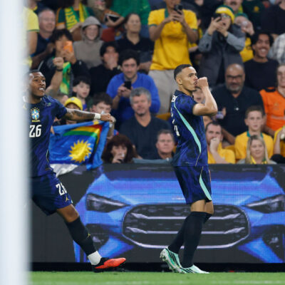 Vanderson marca cedo, Brasil vence Austrália por 4 a 2