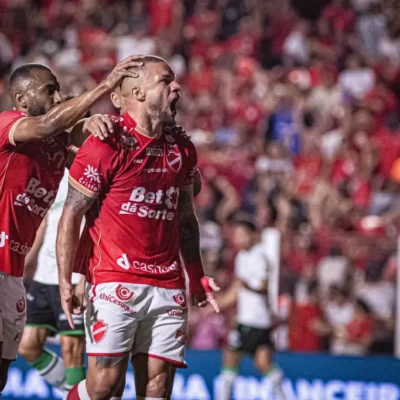 Vila Nova tenta manter liderança; Londrina busca reação na Série B