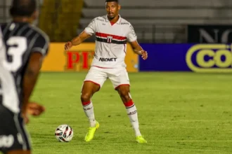 Vilar celebra alívio e confiança após Botafogo-SP vencer Ponte Preta