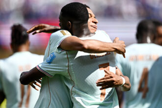 Zidane estreia com missão: apaziguar Mbappé e Dembélé