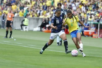 Após cortes, seleção feminina chega a Recife para encarar Argentina