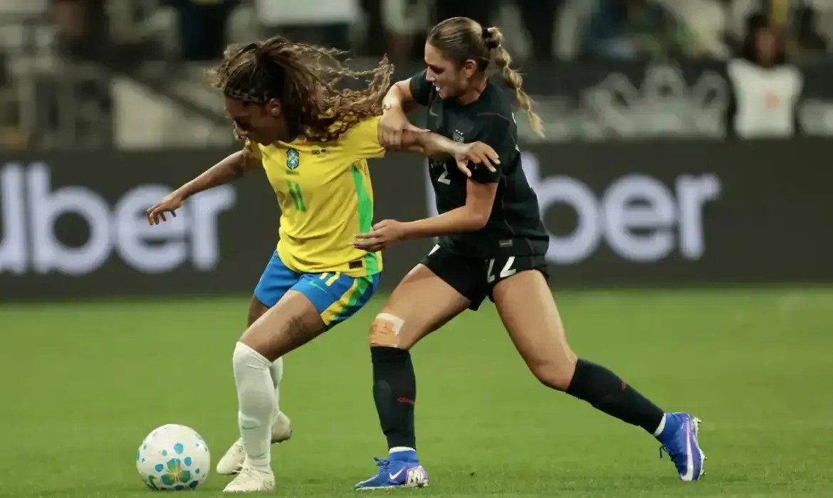 “Elas em campo” é tema do Caminhos da Reportagem desta segunda-feira