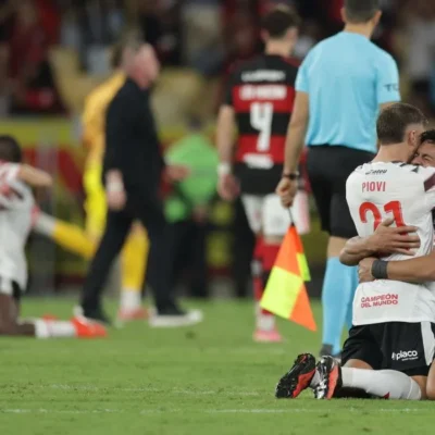 Estudiantes bate Fla e Palmeiras terá revanche pelo tetra da América