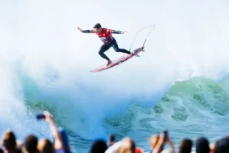 Surfe: Medina é vice-campeão em Peniche e sobe para 4º no ranking