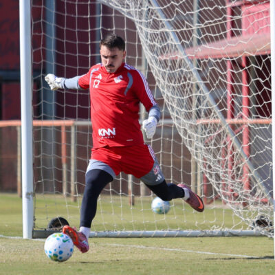 Anthoni vetado, Matheus Cunha ganha vaga no gol do Inter