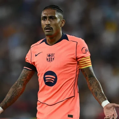Barcelona segura retorno de Raphinha e busca opções para ataque