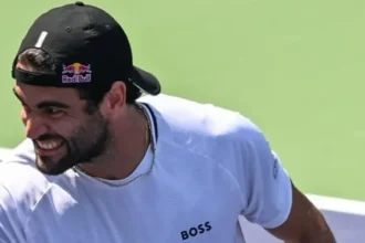 Berrettini vira e avança; Fery elimina Cilic e segue em Xangai