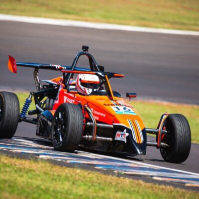 Brayan Carbajal busca evolução antes da final da Fórmula 1600 em Interlagos