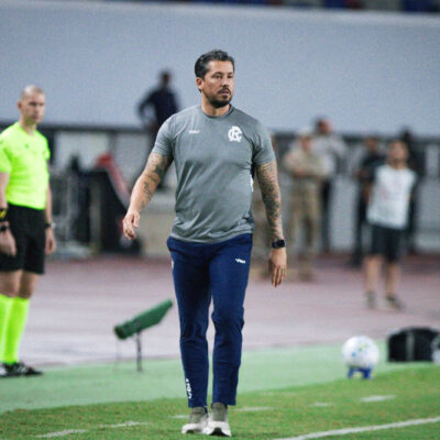 Carpini aponta pênalti-chave em empate do Remo com o Grêmio