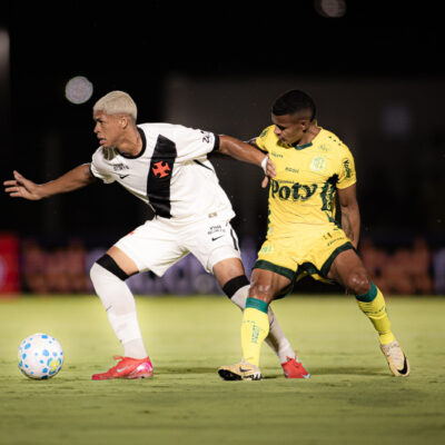Cauan Barros se acidenta e desfalca o Vasco contra o Boca em Buenos Aires