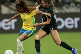 Copa Feminina no Brasil expõe avanços e lacunas do futebol
