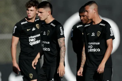 Corinthians corta 60% dos gastos da base e reduz quadro em 13%