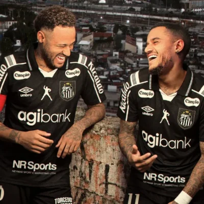 Coutinho marca de cabeça e garante virada do Santos sobre Fluminense