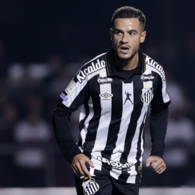 Coutinho pronto para 90 minutos no Santos, afirma comissão