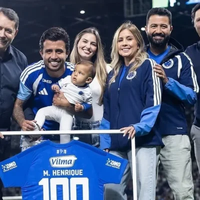 Cruzeiro homenageia Matheus Henrique pelos 100 jogos com a camisa celeste