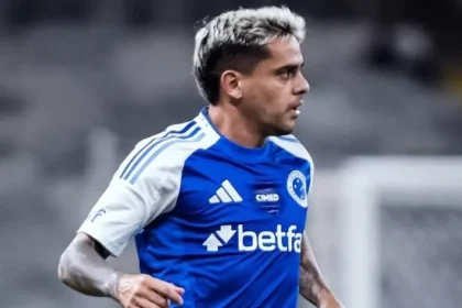 Cruzeiro negocia renovação de Fagner; vínculo acaba em dezembro