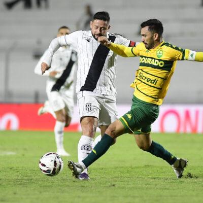 Cuiabá busca reação; Ponte Preta arrisca queda sem entrar em campo