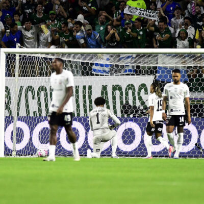 Diretoria acende alerta após Corinthians ser goleado por 4 a 1
