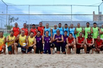 Duplas master disputam torneio solidário de vôlei de praia em Manaus