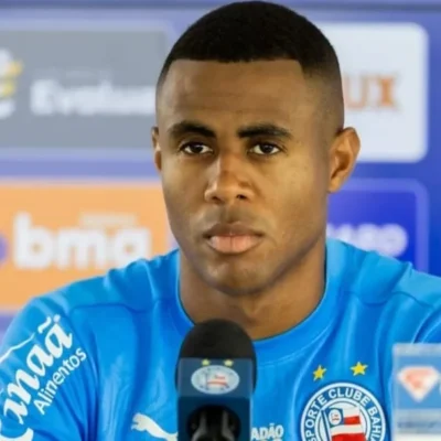 Erick exalta disputa no meio-campo do Bahia e mira duelo com o Palmeiras