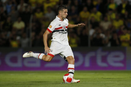 Fifa aplica novo transfer ban ao São Paulo por dívida ligada a Galoppo