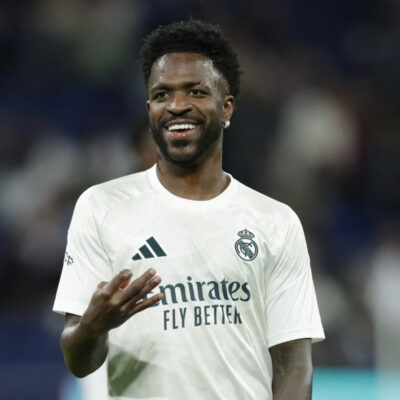 Forbes coloca Vini Jr. em 5º lugar entre os jogadores mais bem pagos