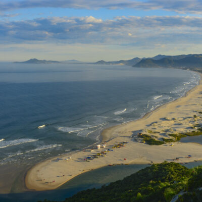 Guarda do Embaú recebe finais do Catarinense e Brasileiro de Surfe 2026