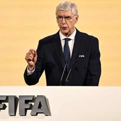 IFAB freia testes da regra de impedimento proposta por Wenger