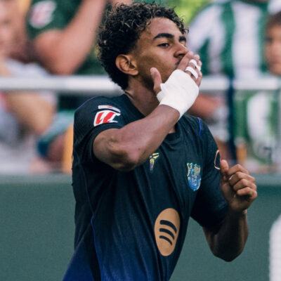 Lamine Yamal fatura terceiro Kopa consecutivo e brilha na seleção