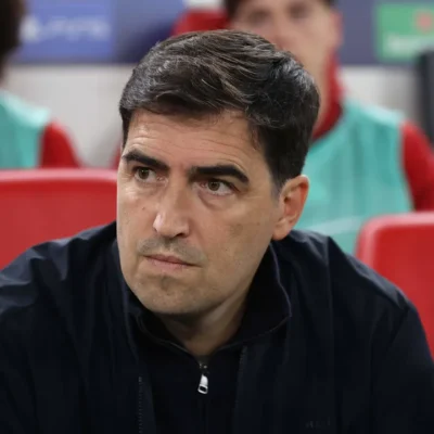 Liverpool negocia compra de Araújo por €55 mi após boas exibições