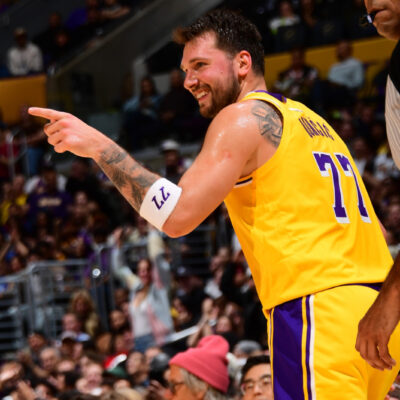 Luka Dončić assume liderança dos Lakers e persegue 1º título