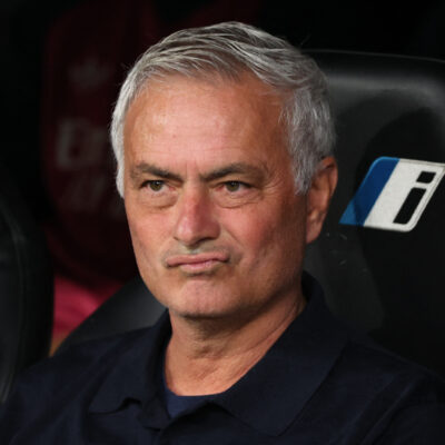 Mourinho desafia o Barcelona em El Clásico após 13 anos